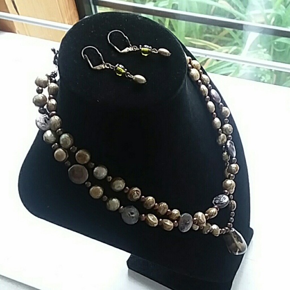Artisan: B. Aston Necklace/ Earrings Set - Picture 3 of 8